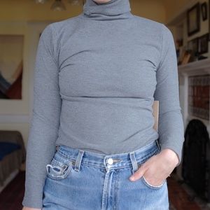 NWT Grey Ribbed Turtleneck